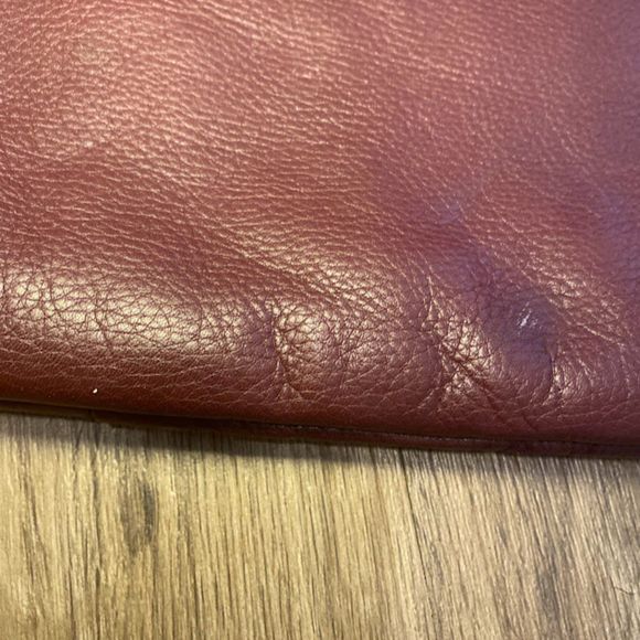 Bermans Burdgundy Genuine Leather Fold Clutch - Picture 8 of 8